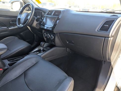 Used 2018 Mitsubishi Outlander Sport SEL image 10