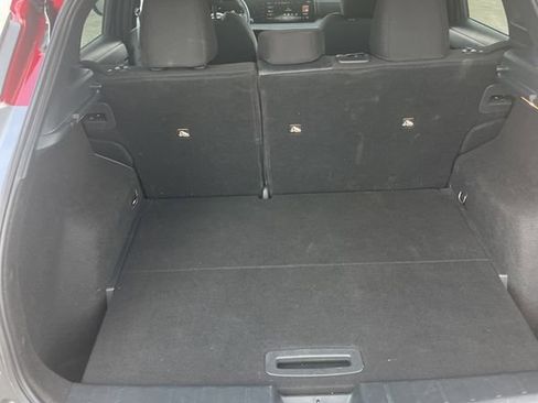 Used 2025 Nissan Kicks SV FWD image 13
