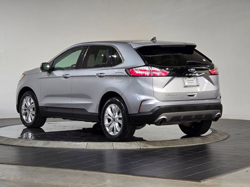 Used 2022 Ford Edge Titanium image 7