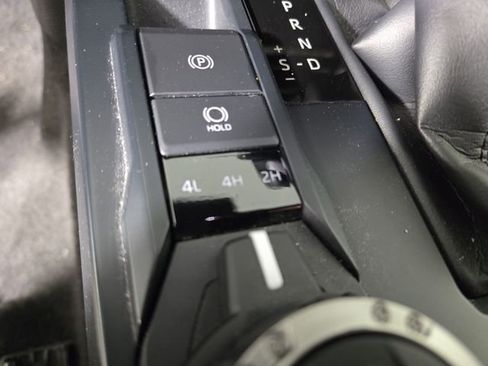 Used 2024 Toyota Tacoma TRD Off-Road image 27