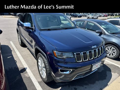 Used 2017 Jeep Grand Cherokee Limited w/ Luxury Group II AWD/4WD image 1