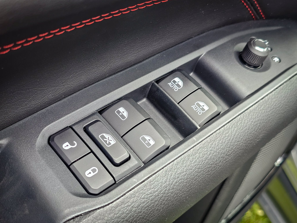 New 2026 Jeep Compass Trailhawk AWD/4WD image 12