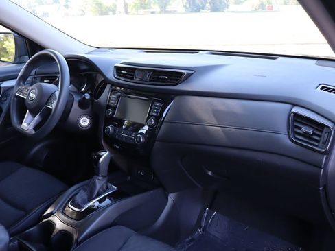Used 2018 Nissan Rogue S AWD/4WD image 17