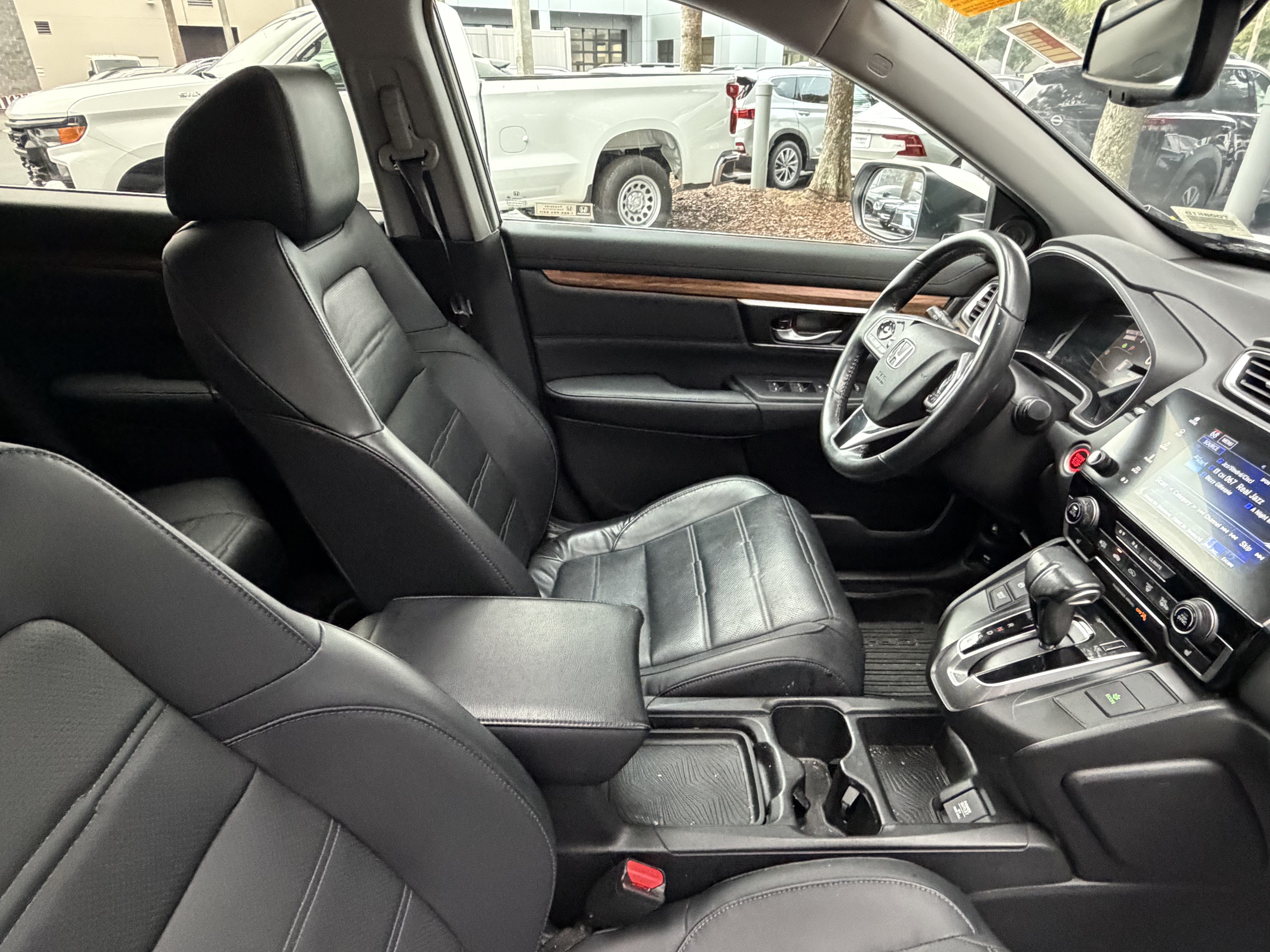 Used 2019 Honda CR-V Touring image 44