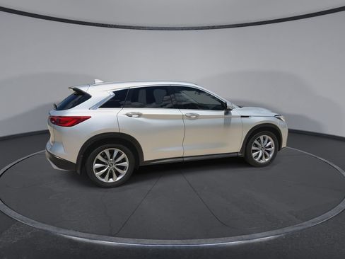 Used 2021 INFINITI QX50 Luxe w/ Cargo Package FWD image 9