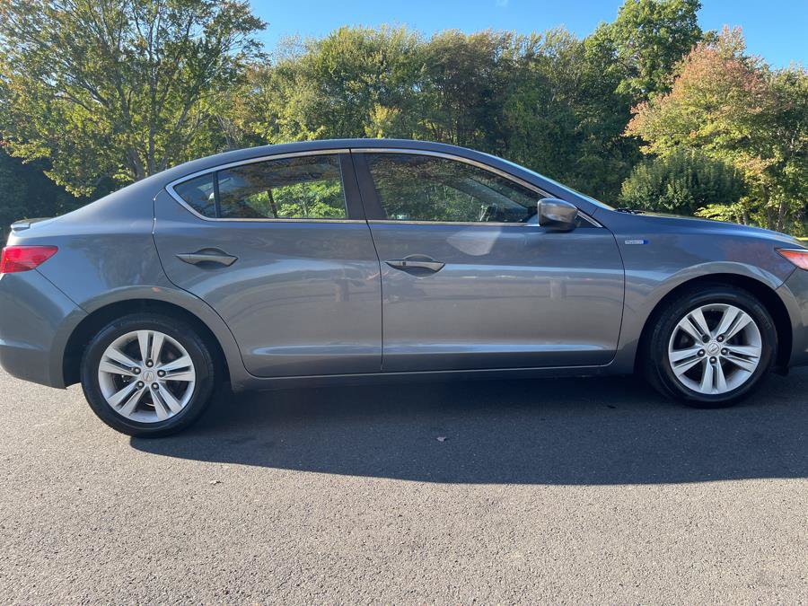 Used 2013 Acura ILX w/ Technology Package FWD image 27