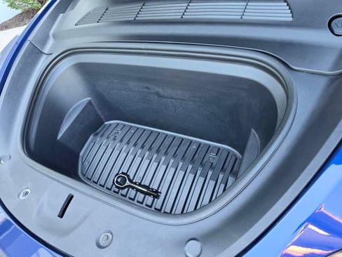 Used 2023 Tesla Model Y Performance AWD/4WD image 46