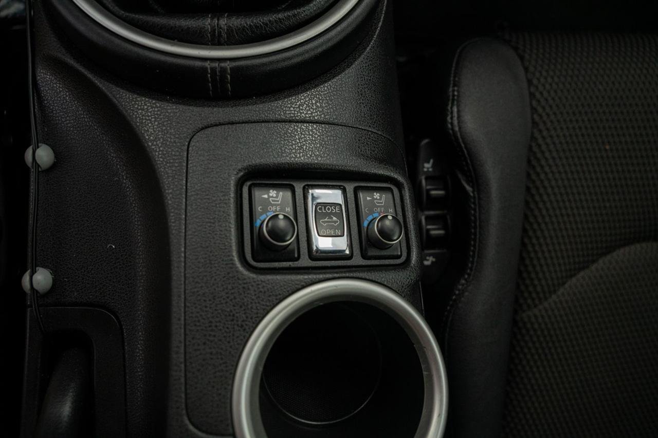 Used 2016 Nissan 370Z Touring Sport RWD image 18