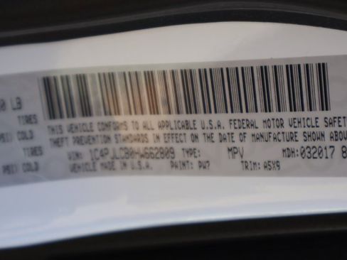 Used 2017 Jeep Cherokee Latitude w/ Safety/Convenience Group image 26