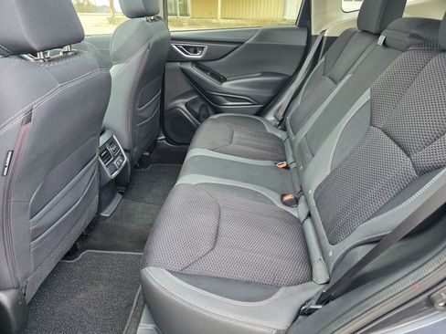 Used 2019 Subaru Forester Premium image 13