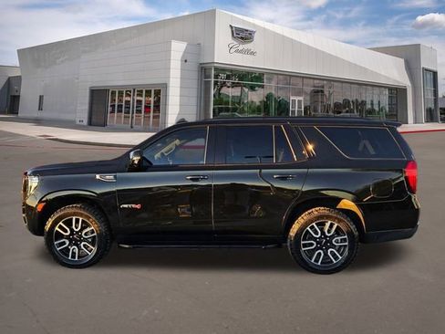 Used 2024 GMC Yukon AT4 w/ Technology Package image 2