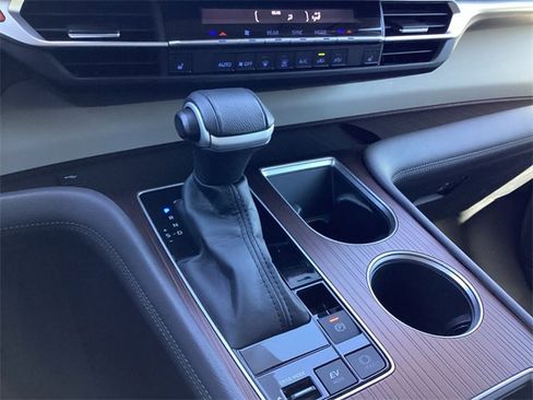 Certified 2022 Toyota Sienna XLE image 21