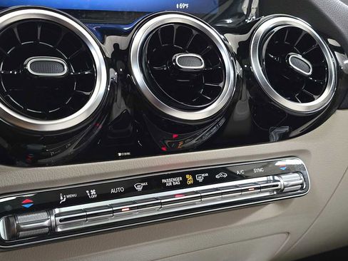 Certified 2026 Mercedes-Benz GLA 250 4MATIC image 32