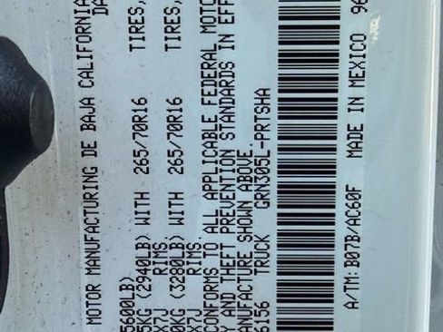 Used 2023 Toyota Tacoma TRD Off-Road image 17