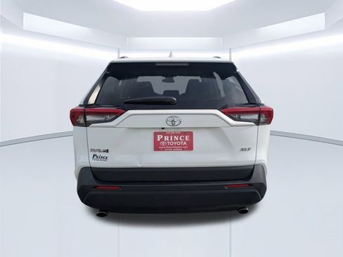 Used 2024 Toyota RAV4 XLE image 4