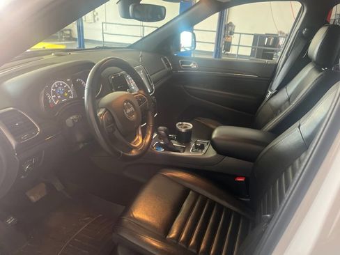 Used 2021 Jeep Grand Cherokee Limited X AWD/4WD image 3
