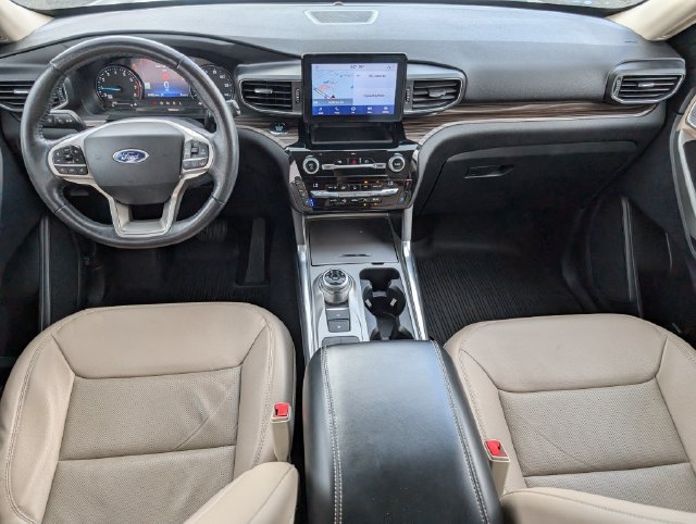 Used 2021 Ford Explorer Limited w/ Equipment Group 301A RWD image 5