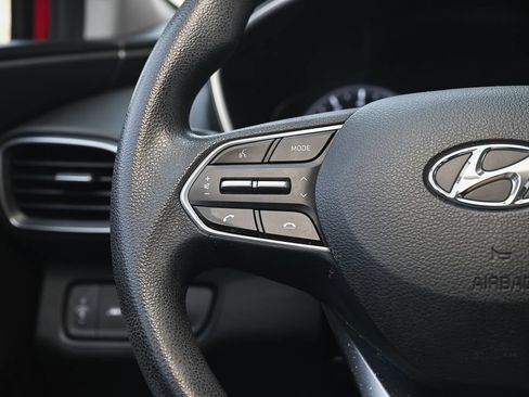Used 2020 Hyundai Santa Fe SE FWD image 23