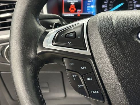 Used 2017 Ford Edge SEL w/ Equipment Group 201A image 19
