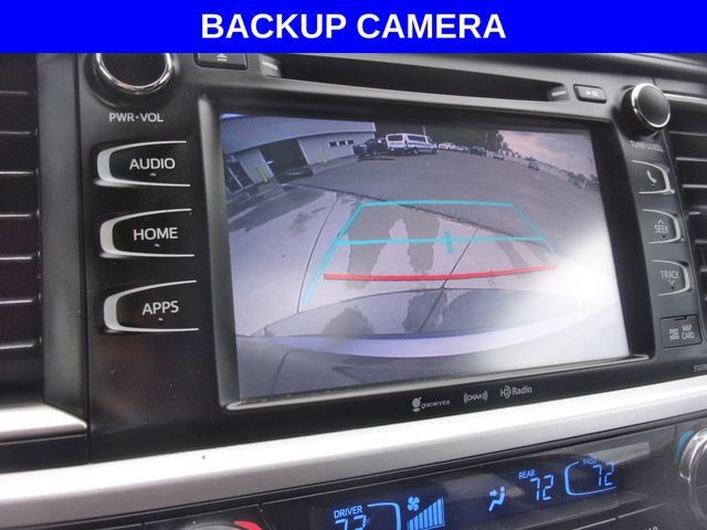 Used 2019 Toyota Highlander XLE AWD/4WD image 6