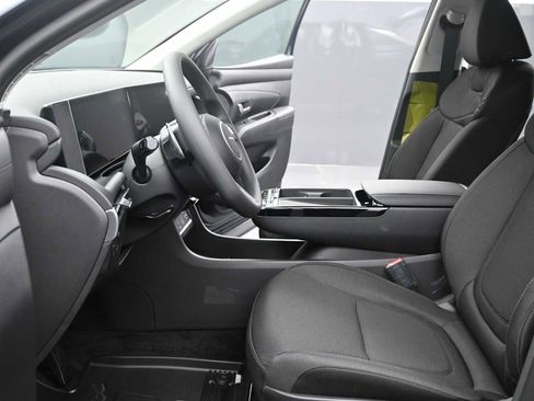 New 2026 Hyundai Tucson Blue SE image 15