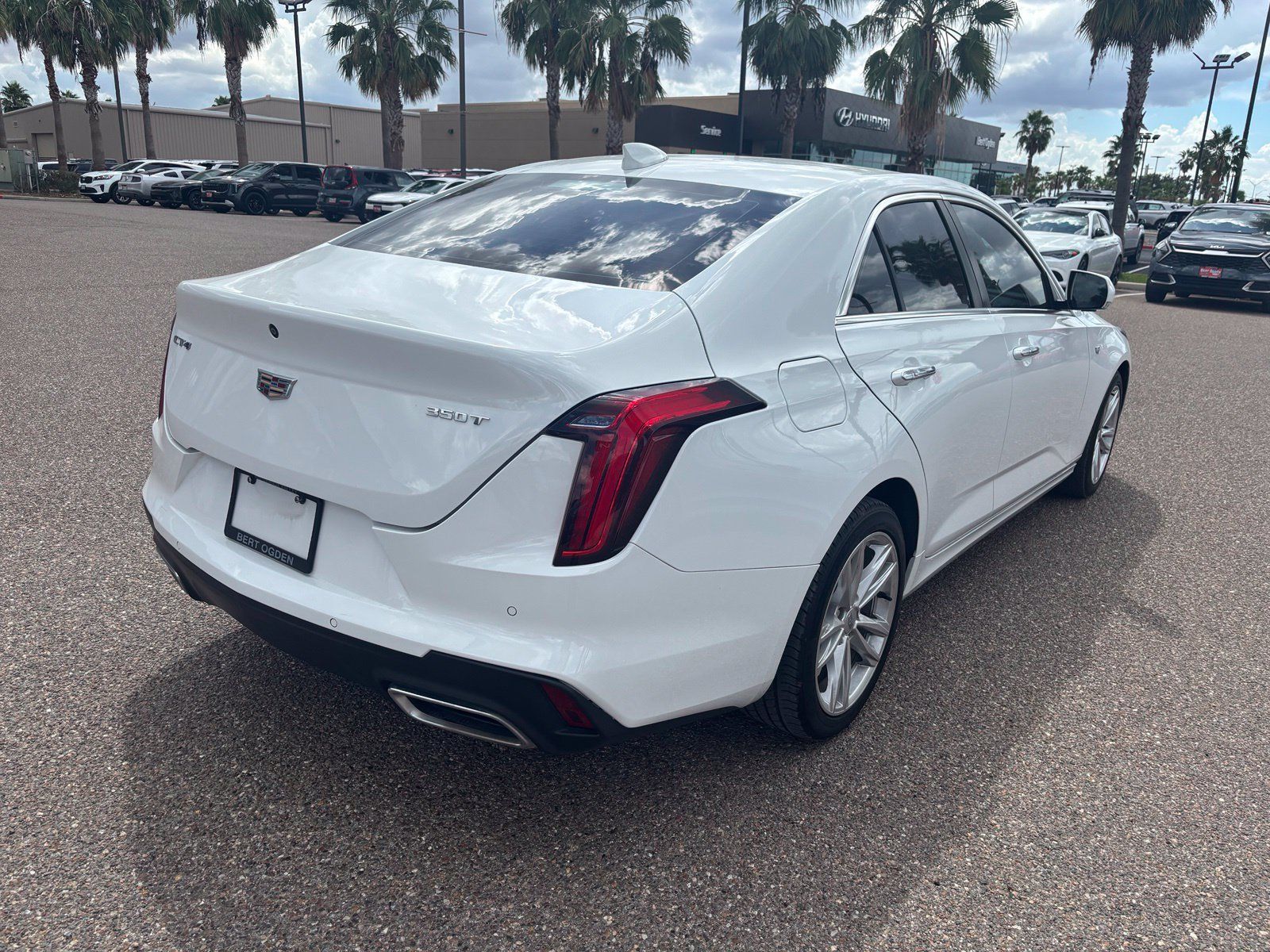 Used 2024 Cadillac CT4 Luxury RWD image 6