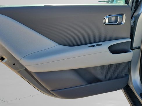 New 2025 Hyundai Ioniq 6 SEL image 29