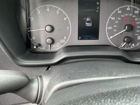 Used 2025 Toyota Corolla LE FWD image 22