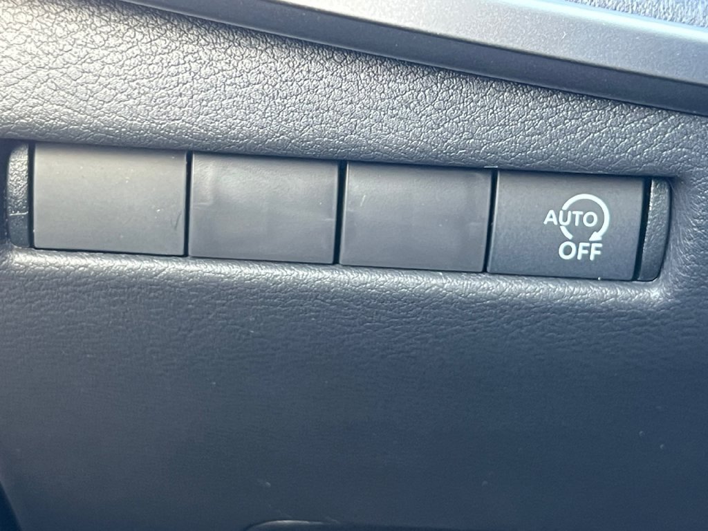 New 2026 Nissan Kicks SV w/ Cold Weather Package FWD image 26