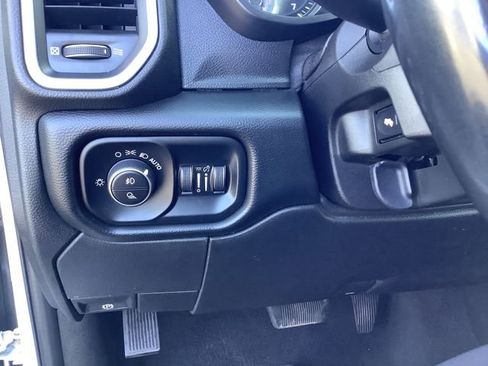 Used 2019 RAM 2500 Big Horn image 15