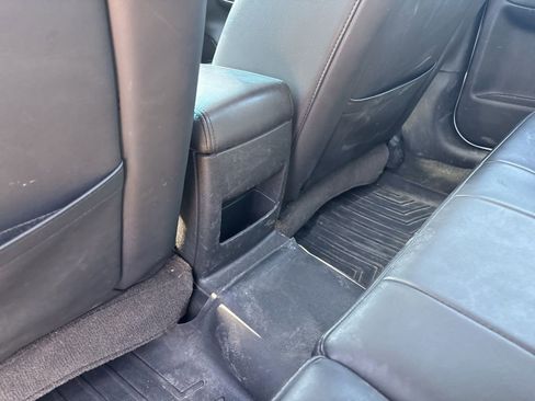 Used 2011 Chevrolet Impala LT w/ Luxury Edition Package image 8