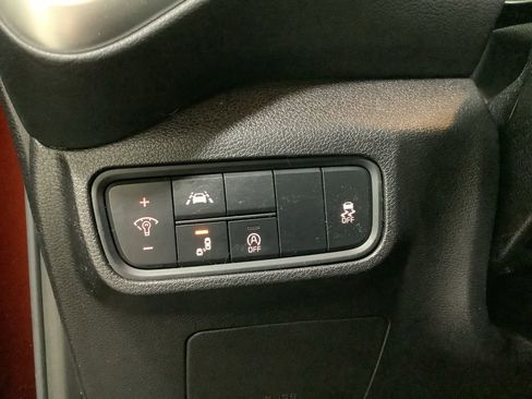 Certified 2020 Kia Soul S image 22