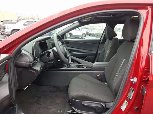 New 2026 Hyundai Elantra SEL Sport Premium FWD image 7