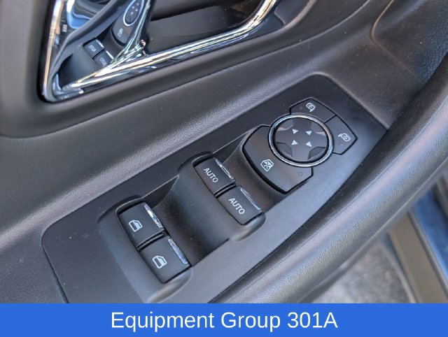 Used 2018 Ford Taurus Limited AWD/4WD image 12