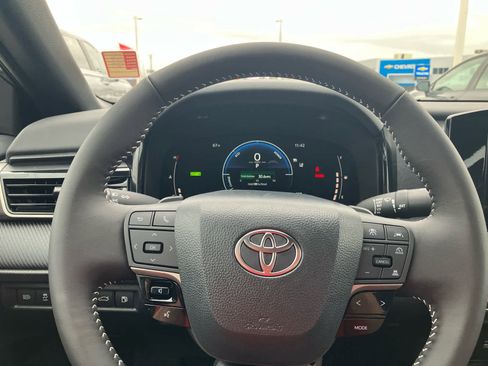 Certified 2026 Toyota Camry SE image 15