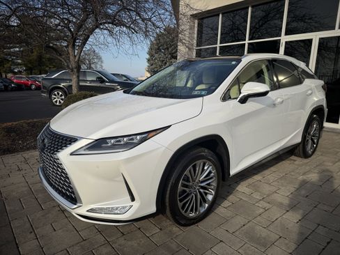 Used 2021 Lexus RX 350 AWD w/ Luxury Package image 3