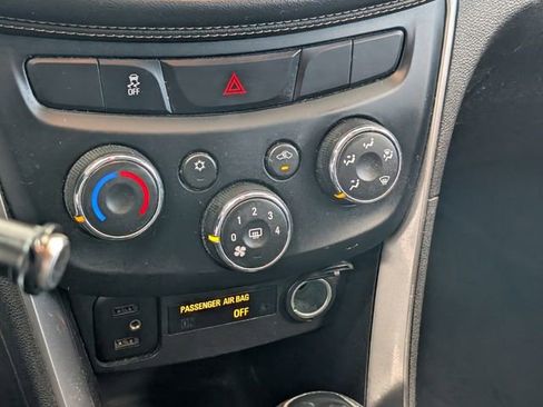 Certified 2020 Chevrolet Trax LS w/ Tint and Cruise Package image 19