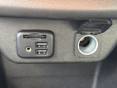 Used 2021 Chevrolet Traverse Premier FWD image 20