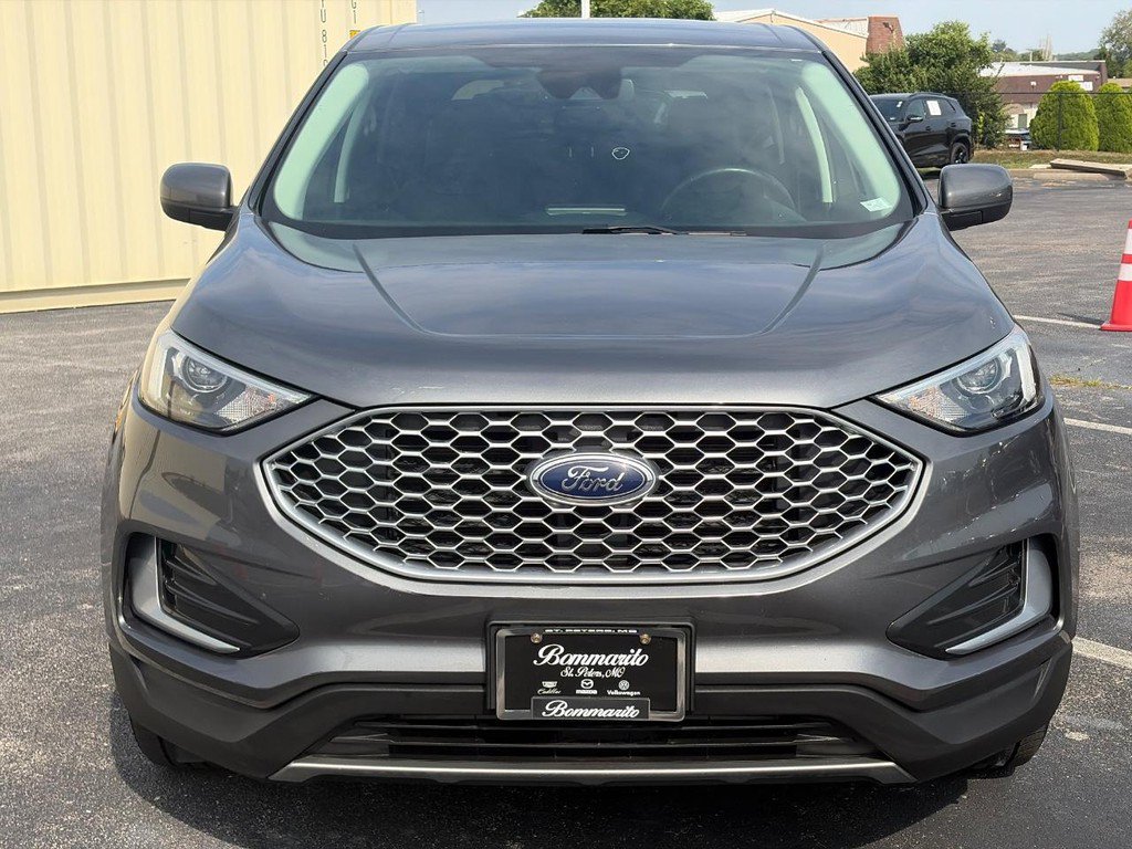 Used 2024 Ford Edge SEL AWD/4WD image 2