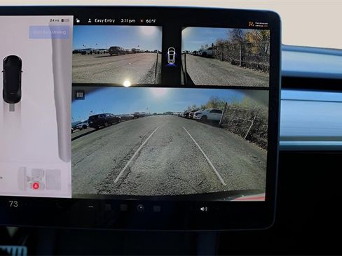 Used 2023 Tesla Model Y Performance image 18