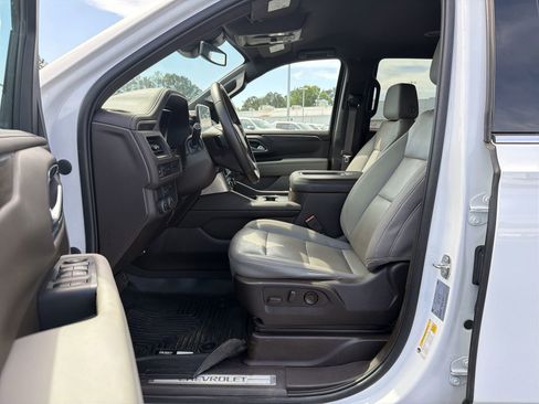 Used 2023 Chevrolet Tahoe LT RWD image 16