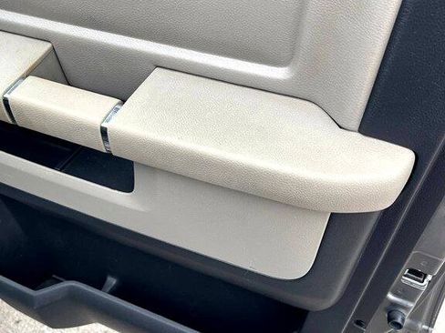 Used 2009 Dodge Ram 1500 Truck SLT image 10