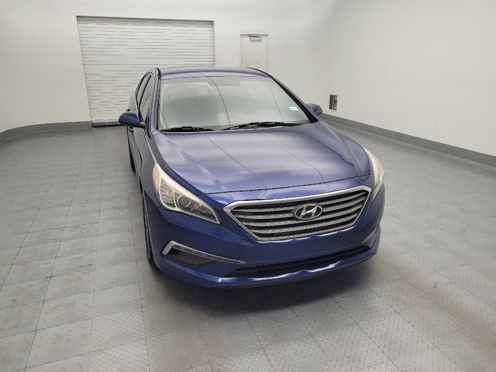 Used 2015 Hyundai Sonata SE w/ Option Group 09 FWD image 14