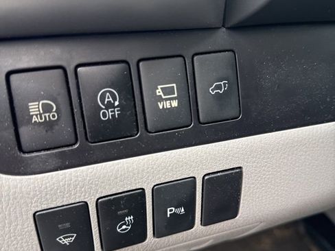 Used 2019 Toyota Highlander Limited Platinum image 9