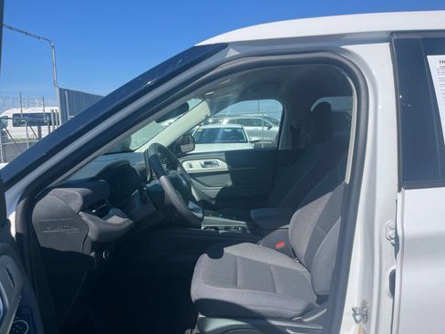 Used 2026 Ford Explorer Active AWD/4WD image 27