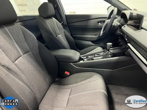 Used 2025 Honda Accord Sport image 29