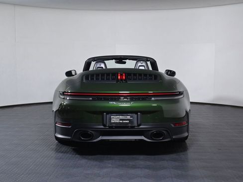 Used 2026 Porsche 911 Carrera T RWD image 6