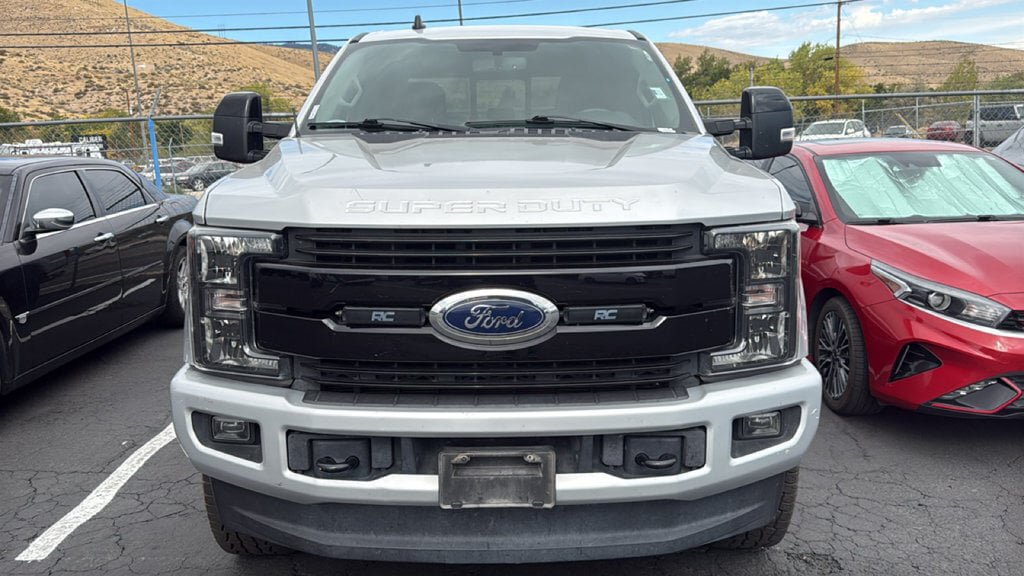 Used 2019 Ford F250 Lariat AWD/4WD image 2