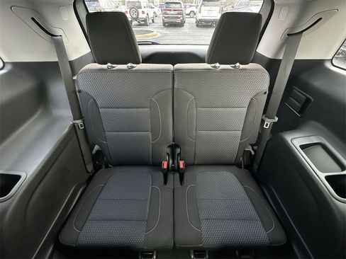 Used 2023 GMC Acadia SLE w/ Driver Convenience Package image 22