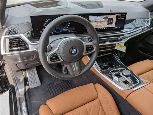 Used 2026 BMW X5 sDrive40i w/ M Sport Package RWD image 3